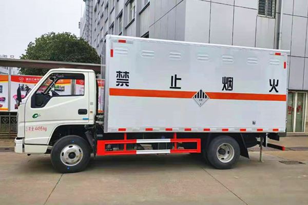 成都到宝山危险品运输
